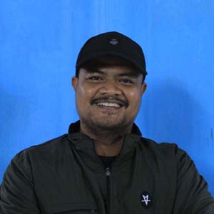 TAUFIK HIDAYAT TAUFIK HIDAYAT